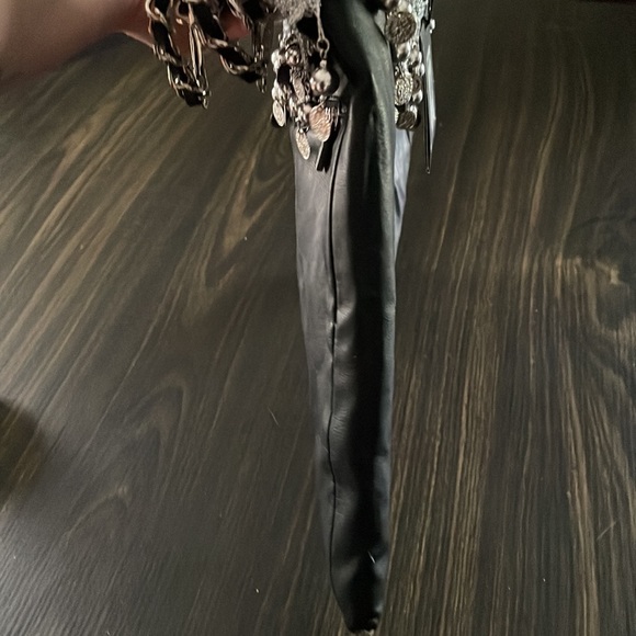 Handbag - Picture 9 of 9